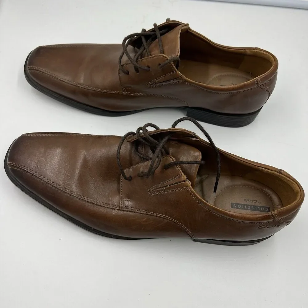 Men's size 12 CLARKS Tilden Walk Oxford Dress Shoe Dark Tan Leather Casual